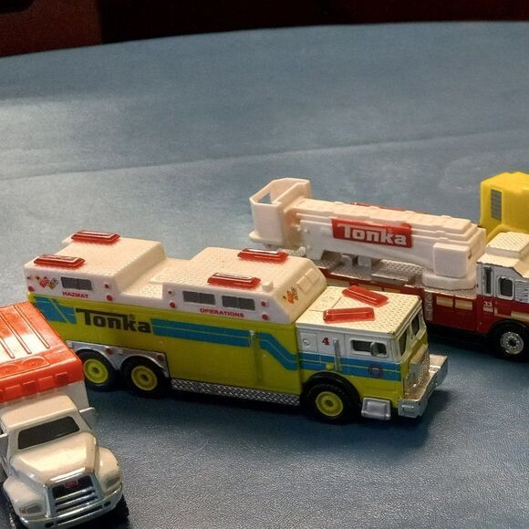 Tonka Fire and Rescue trucks - Picture 7 of 9